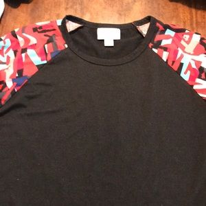 Lularoe shirt size xs
